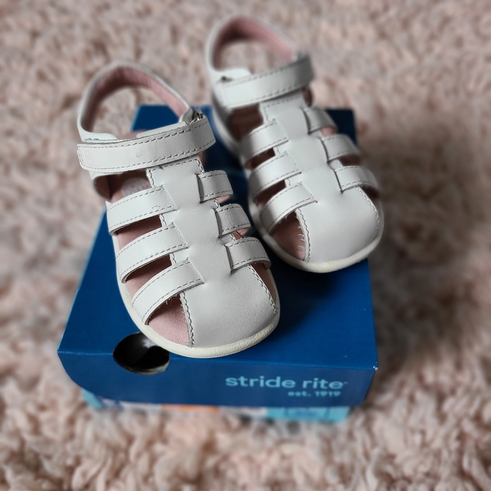 Stride Rite Luna sandal
